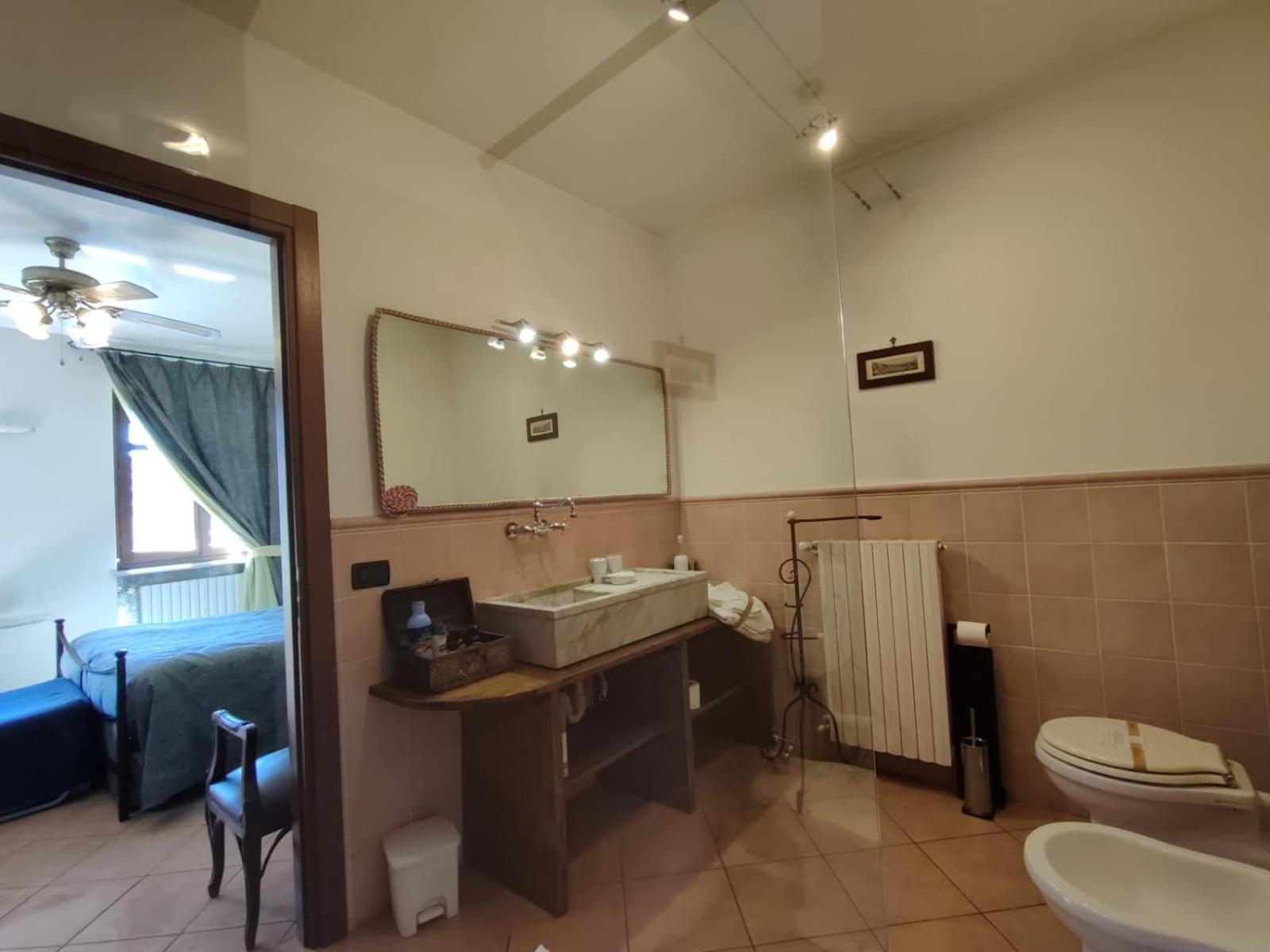 Al Calar Della Sera Sommariva del Bosco Esterno foto