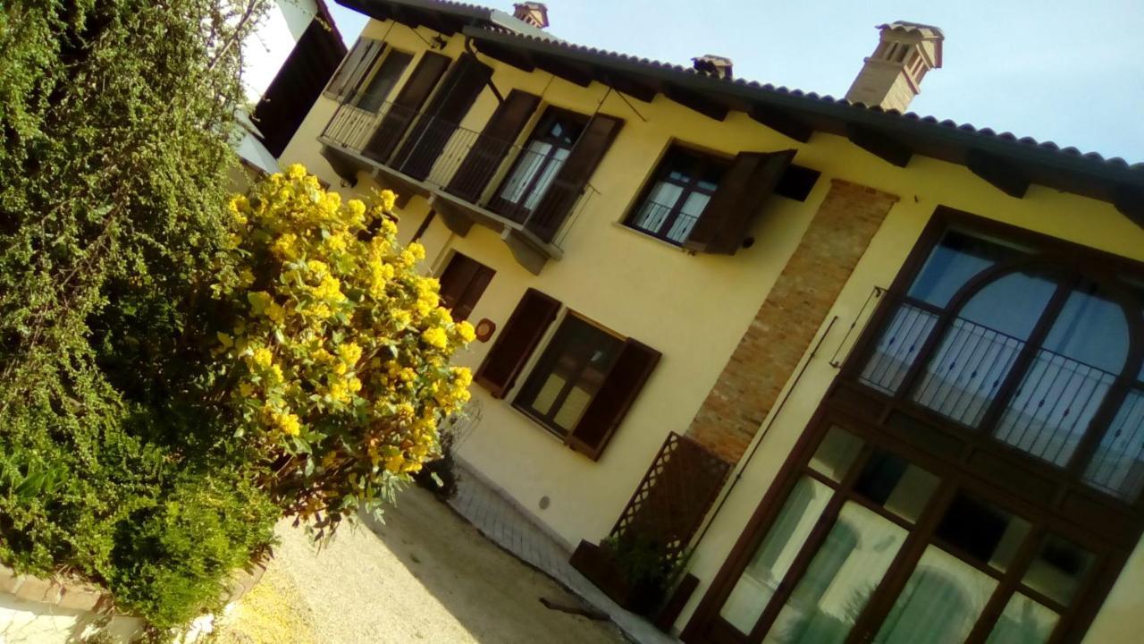 Al Calar Della Sera Sommariva del Bosco Esterno foto
